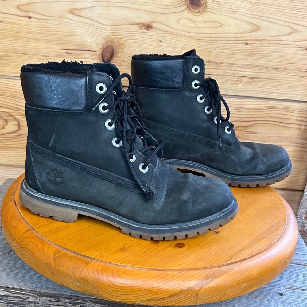 Timberland A193I Womens 7.5 Black Premium Shearling‎ Lined Waterproof Boots